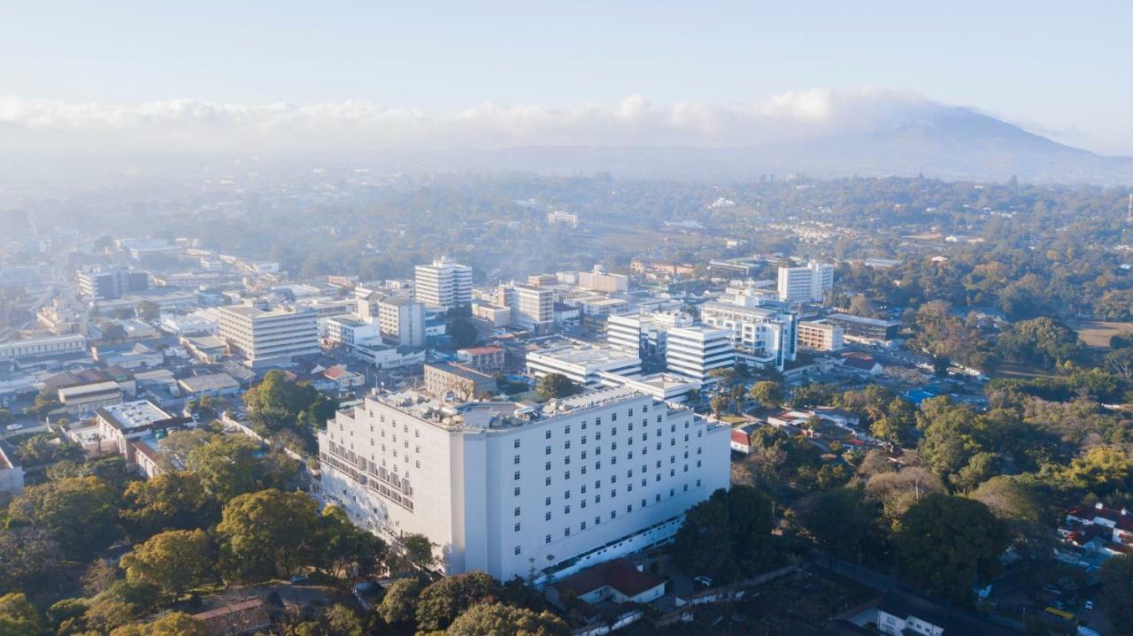 Amaryllis Hotel Blantyre Eksteriør bilde