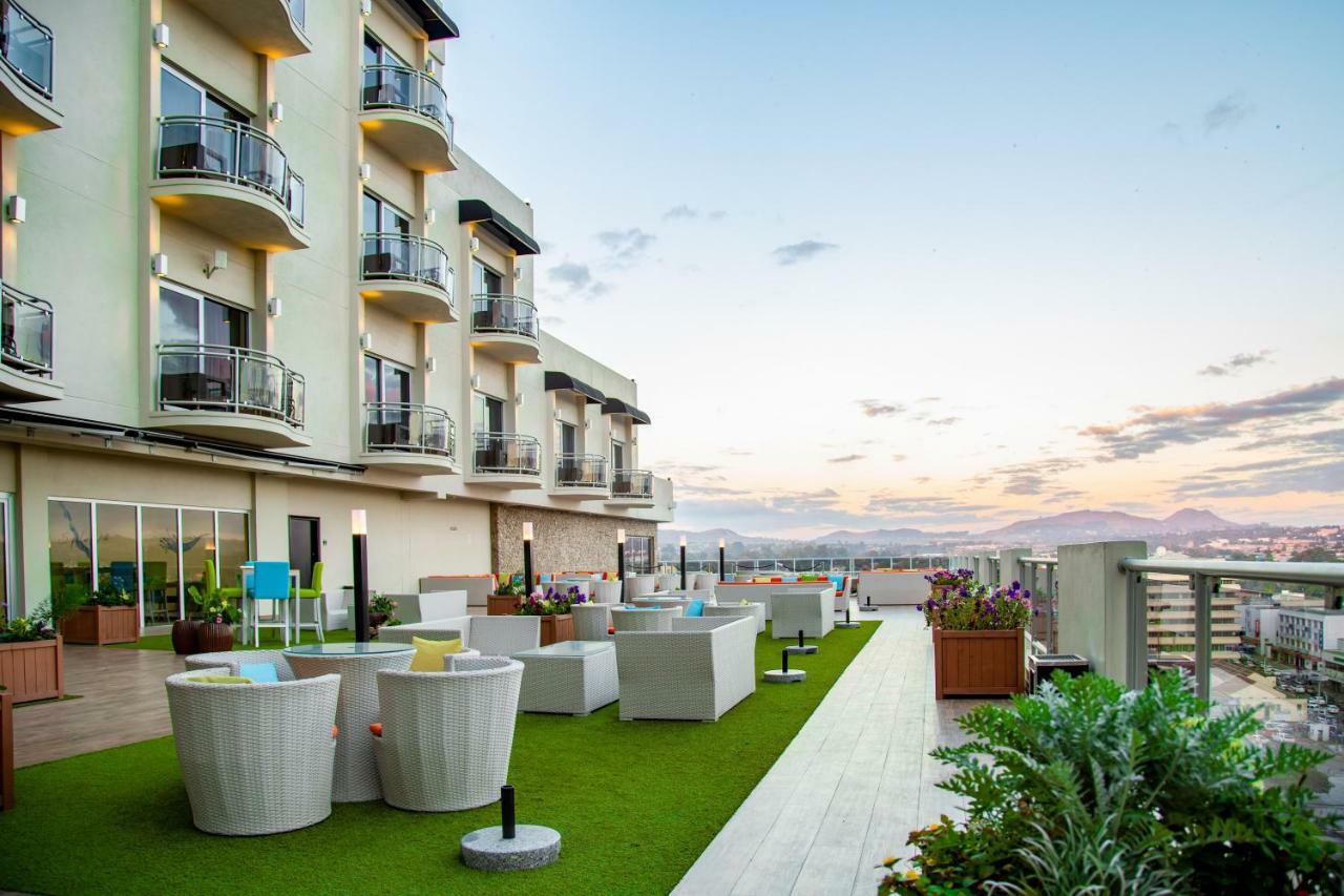 Amaryllis Hotel Blantyre Eksteriør bilde